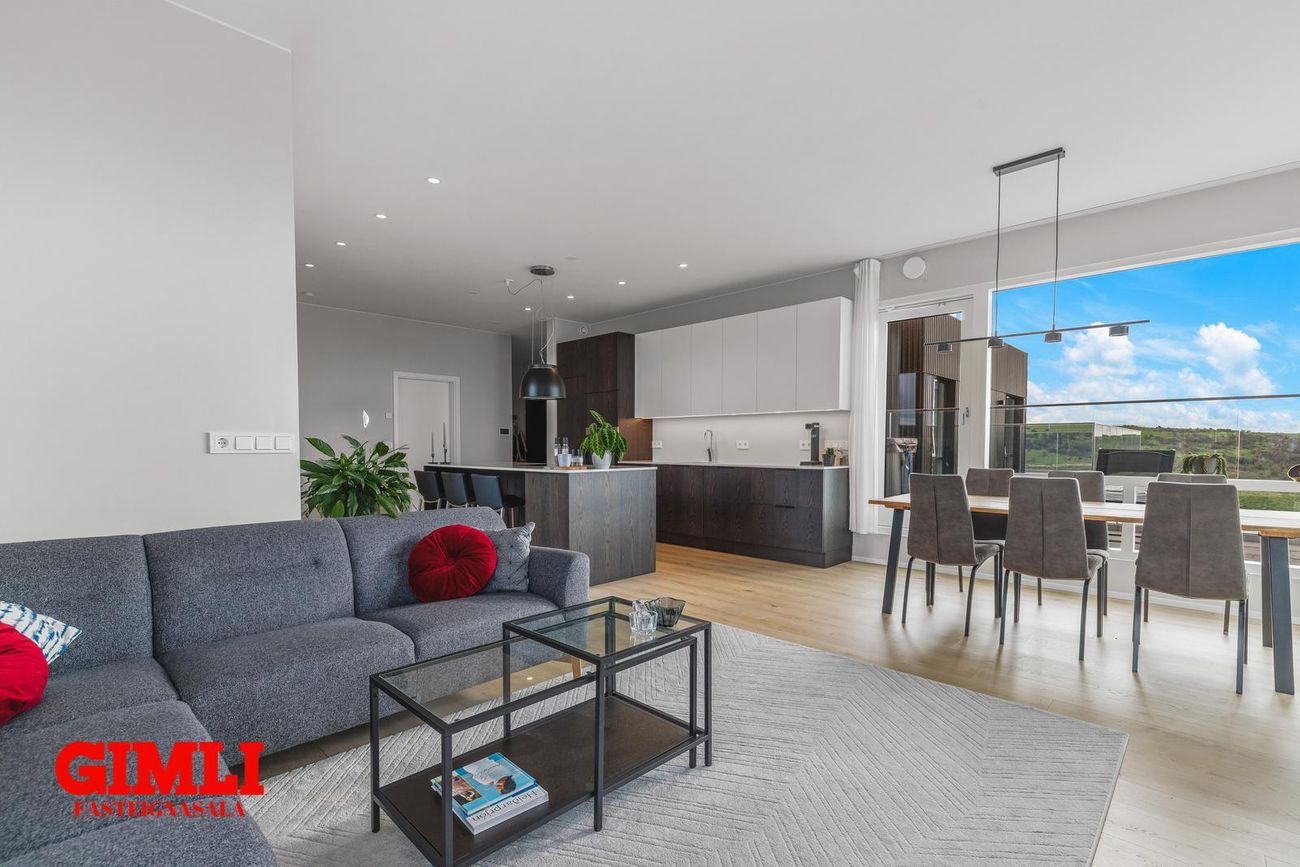 Holtsvegur 53 - 0502, 210 Garðabær