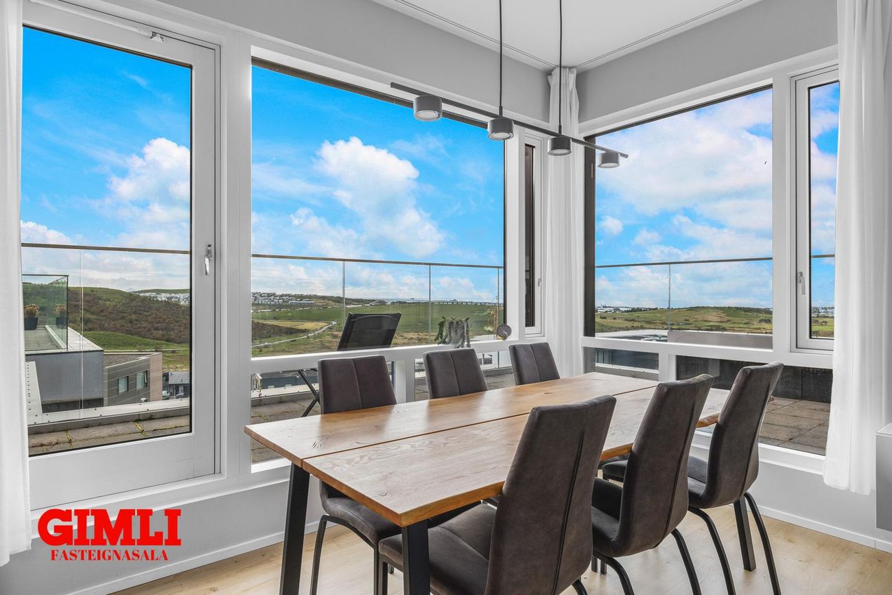 Holtsvegur 53 - 0502, 210 Garðabær