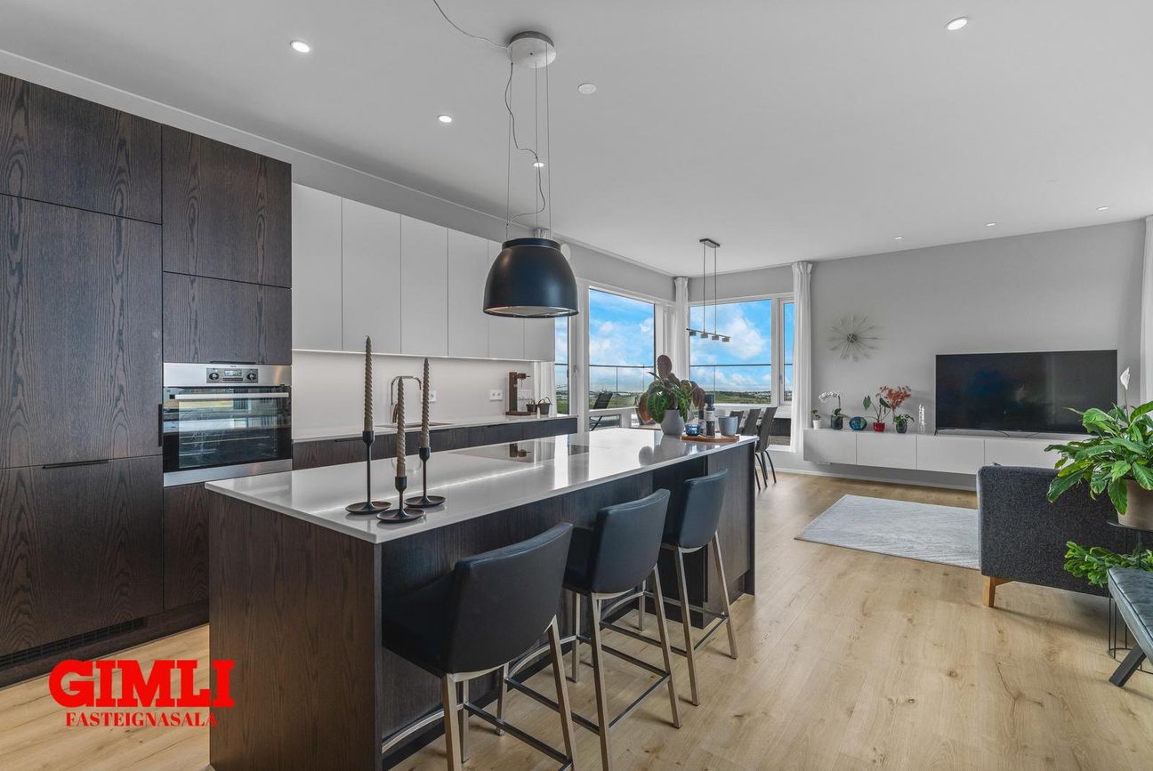 Holtsvegur 53 - 0502, 210 Garðabær