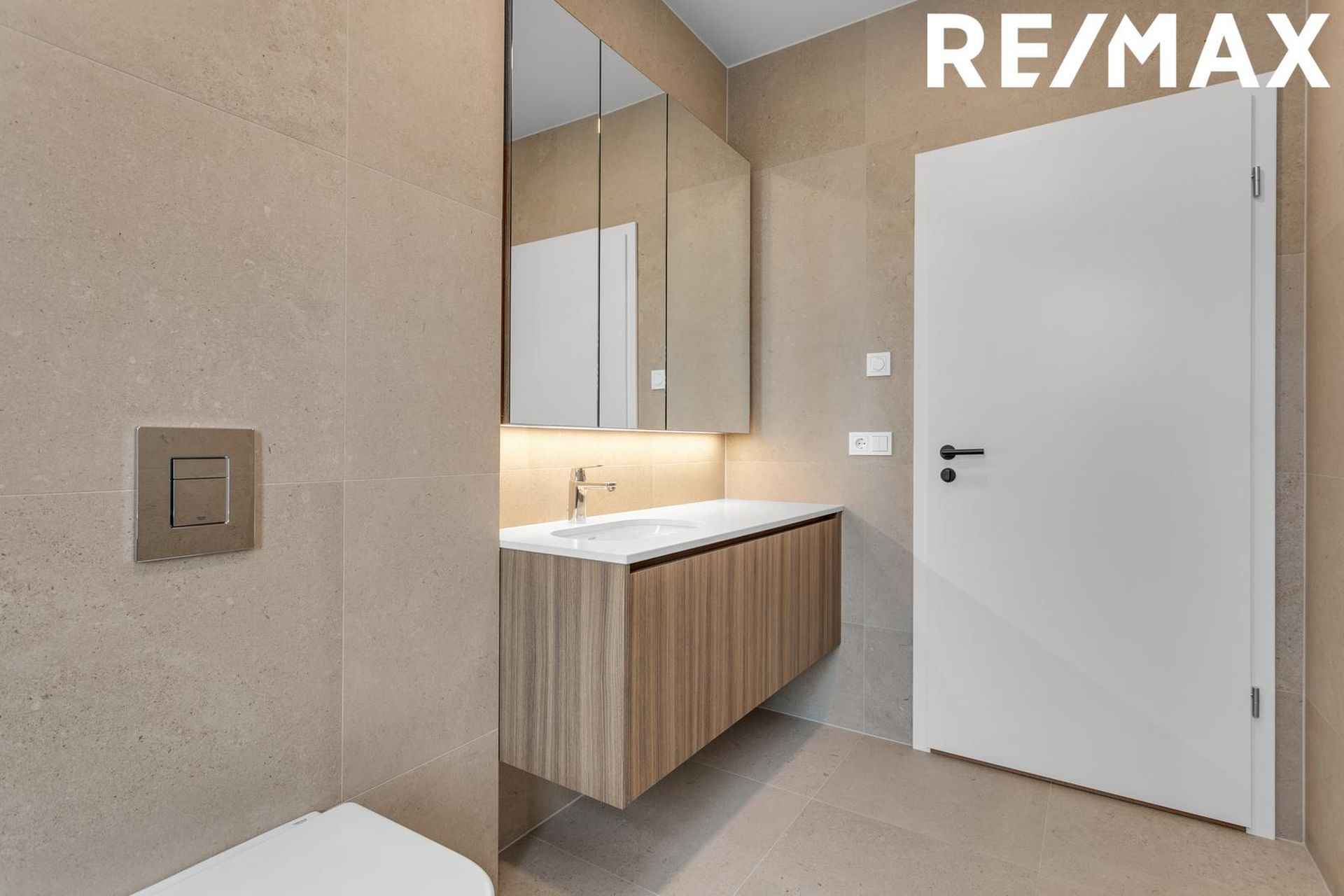 Hestamýri 1, 225 Garðabær