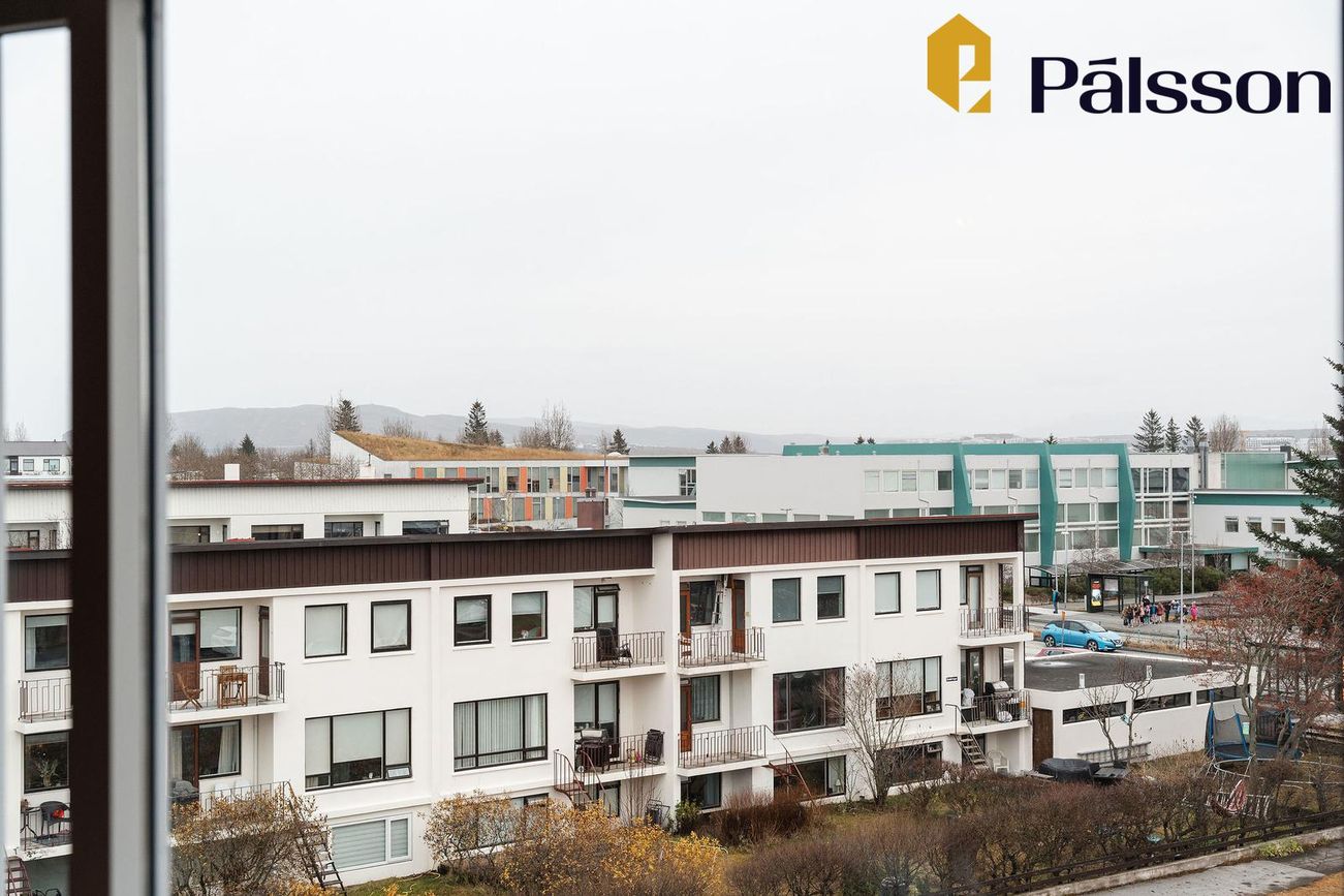 Gnoðarvogur 38, 104 Reykjavík