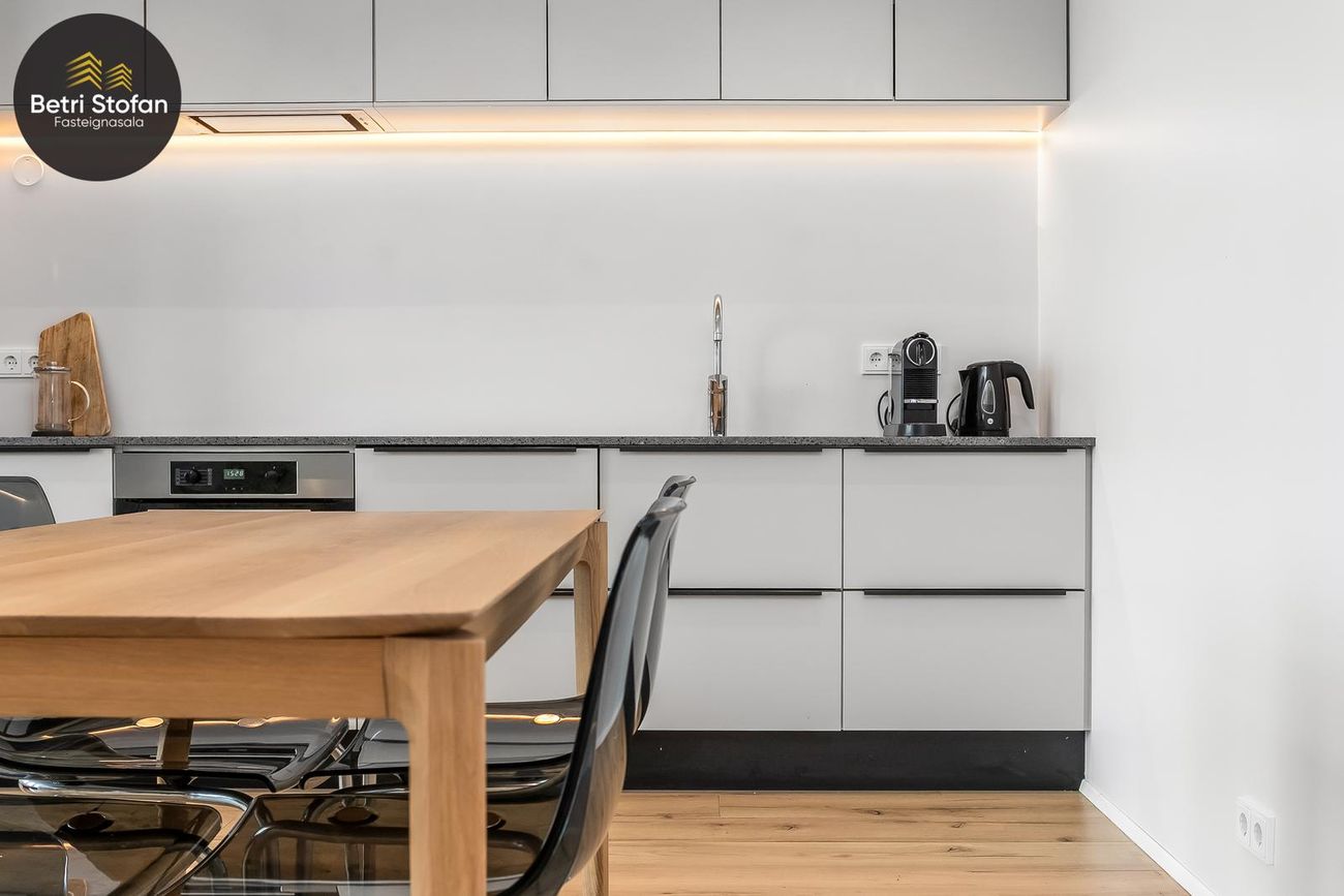 Valshlíð 16, 102 Reykjavík