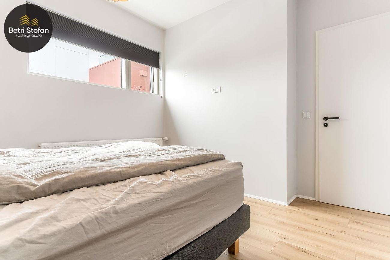 Valshlíð 16, 102 Reykjavík