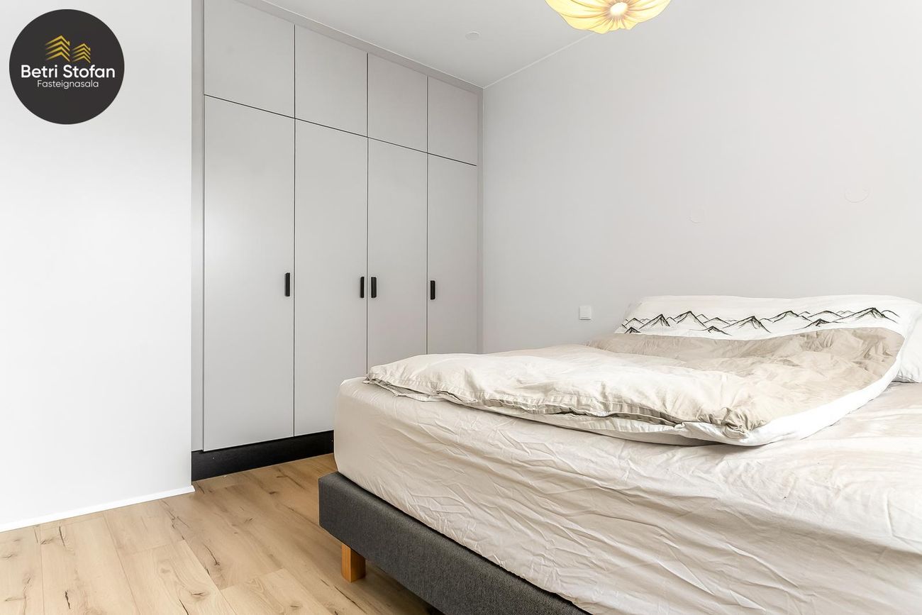 Valshlíð 16, 102 Reykjavík