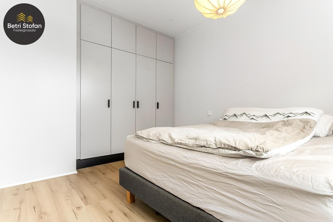Valshlíð 16, 102 Reykjavík