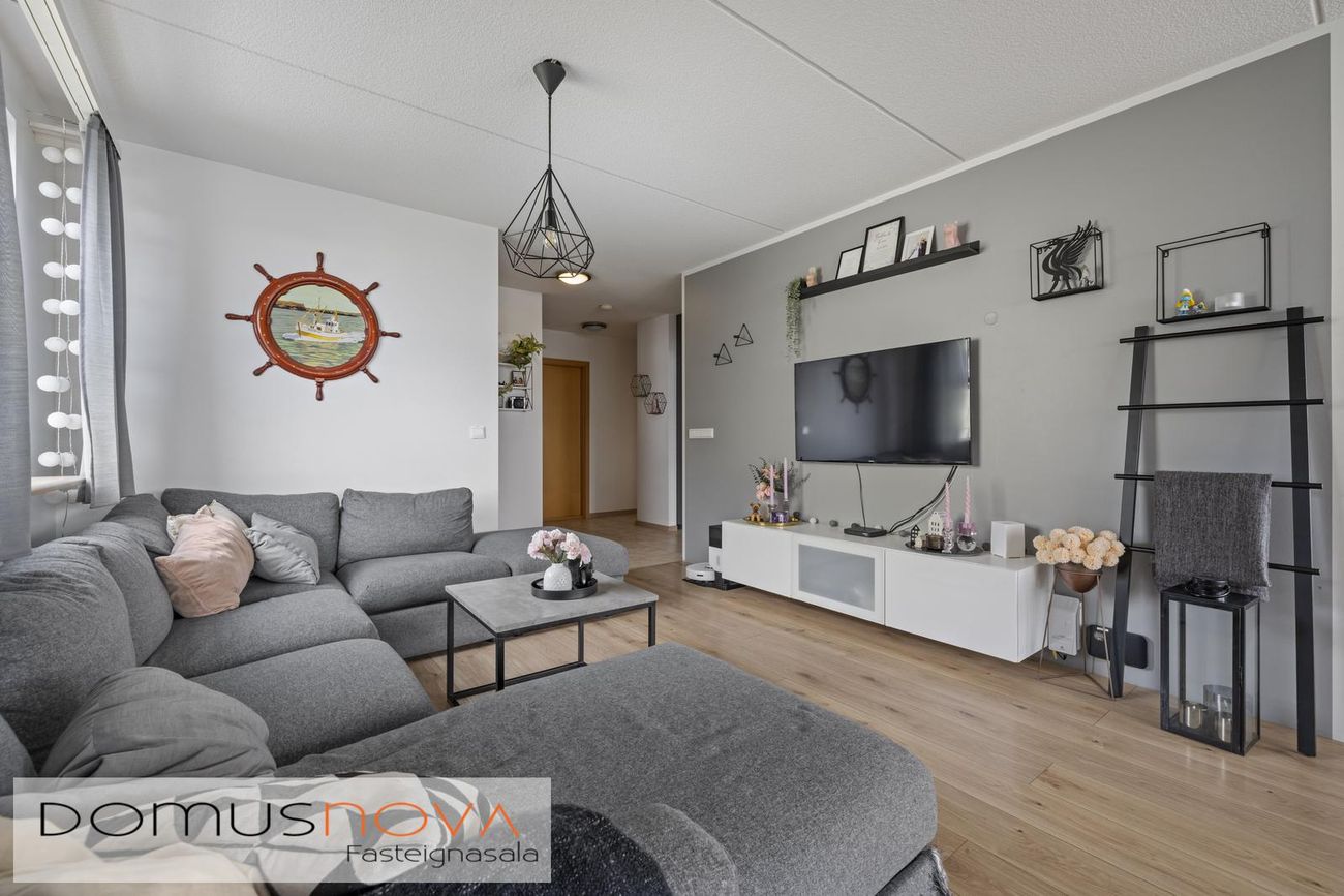 Frostafold 25, 112 Reykjavík