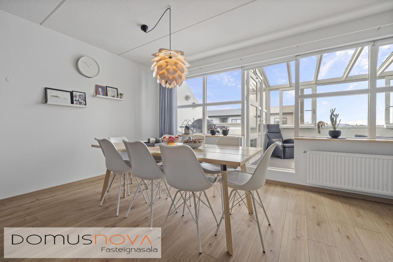 Frostafold 25, 112 Reykjavík