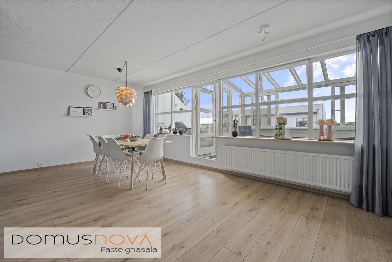 Frostafold 25, 112 Reykjavík