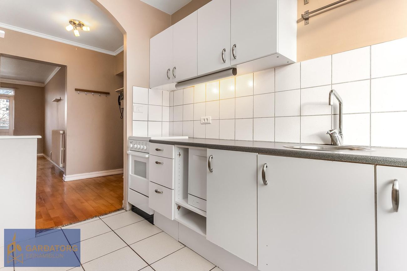 Hringbraut 107, 101 Reykjavík