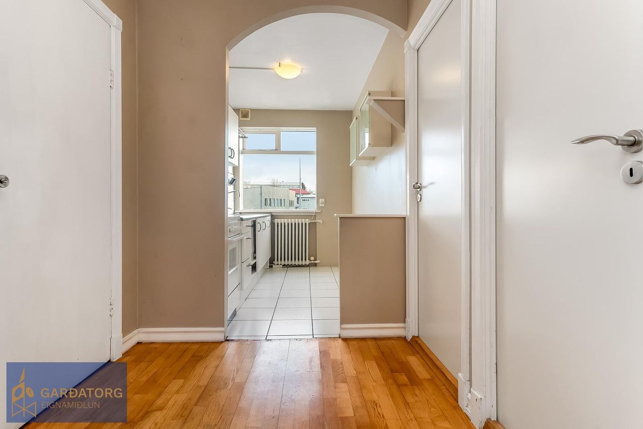 Hringbraut 107, 101 Reykjavík