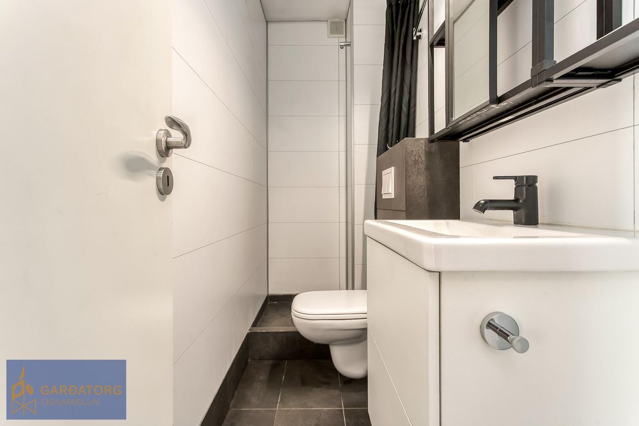 Hringbraut 107, 101 Reykjavík