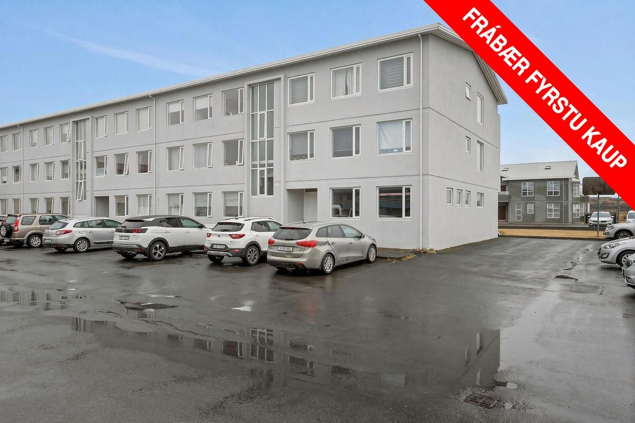 Fífumói 5C, 260 Reykjanesbær