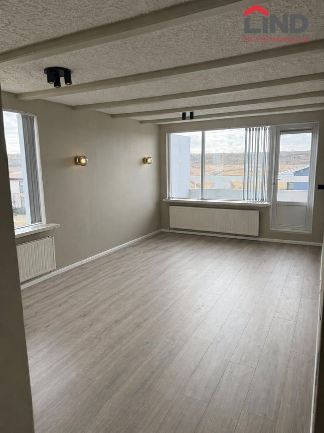 Fífumói 5C, 260 Reykjanesbær