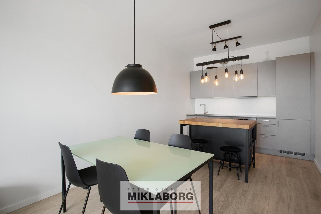 Hafnarbraut 11, 200 Kópavogur