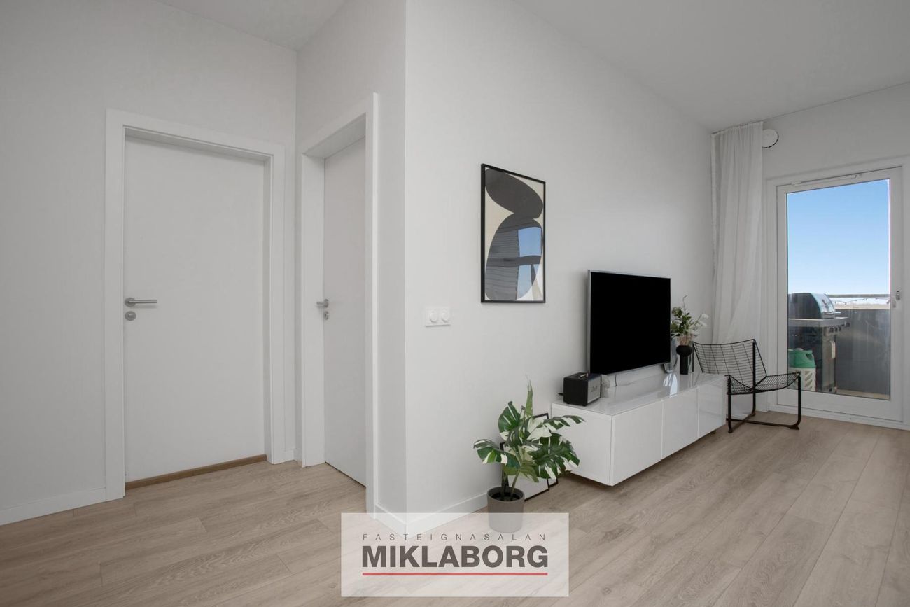 Hafnarbraut 11, 200 Kópavogur