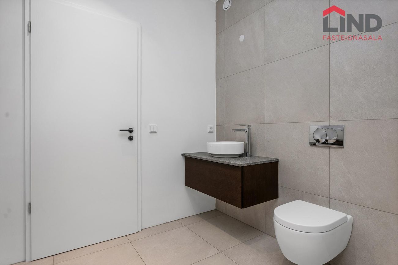 Valshlíð 12 - 0217, 102 Reykjavík