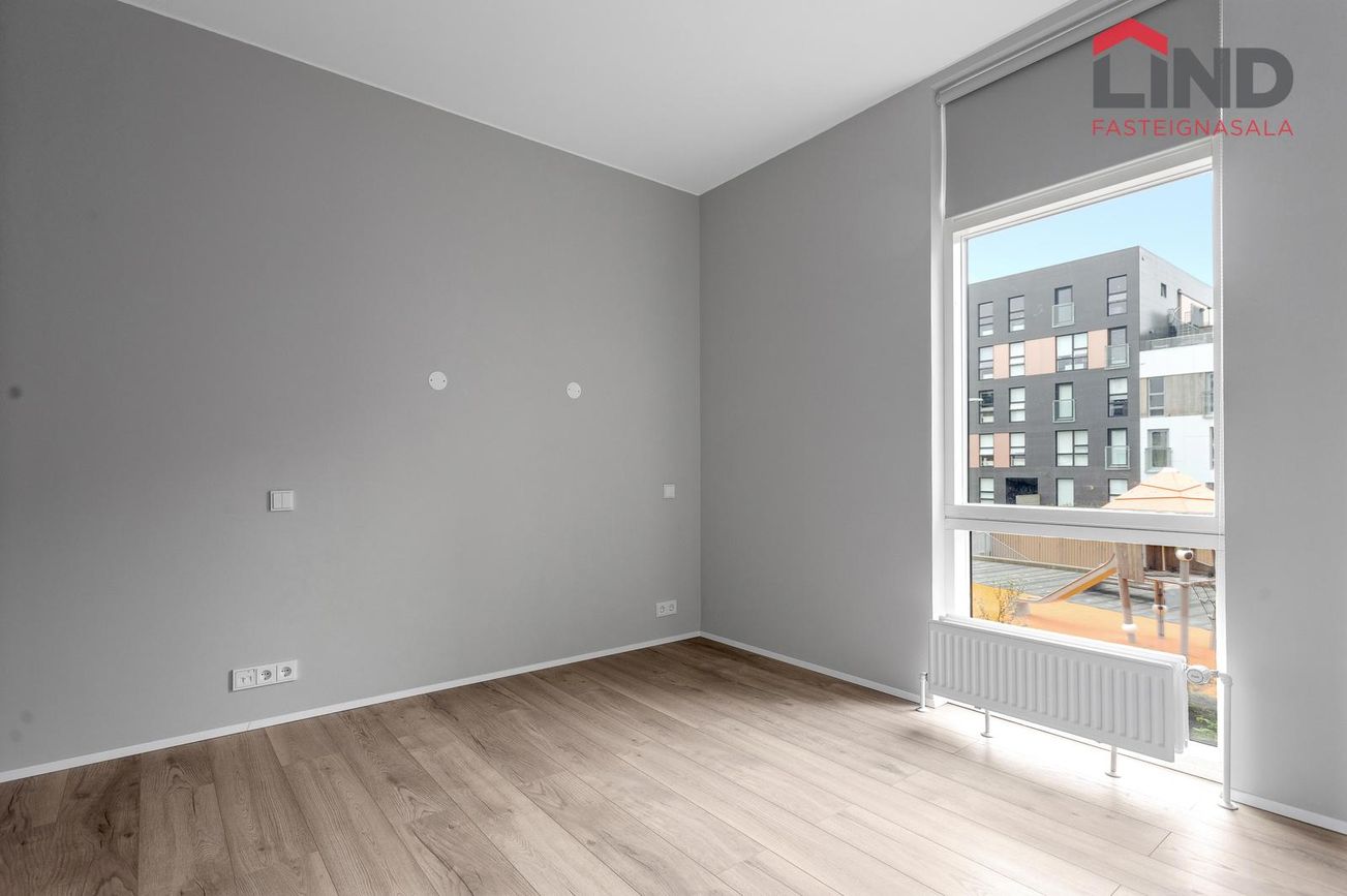 Valshlíð 12 - 0217, 102 Reykjavík