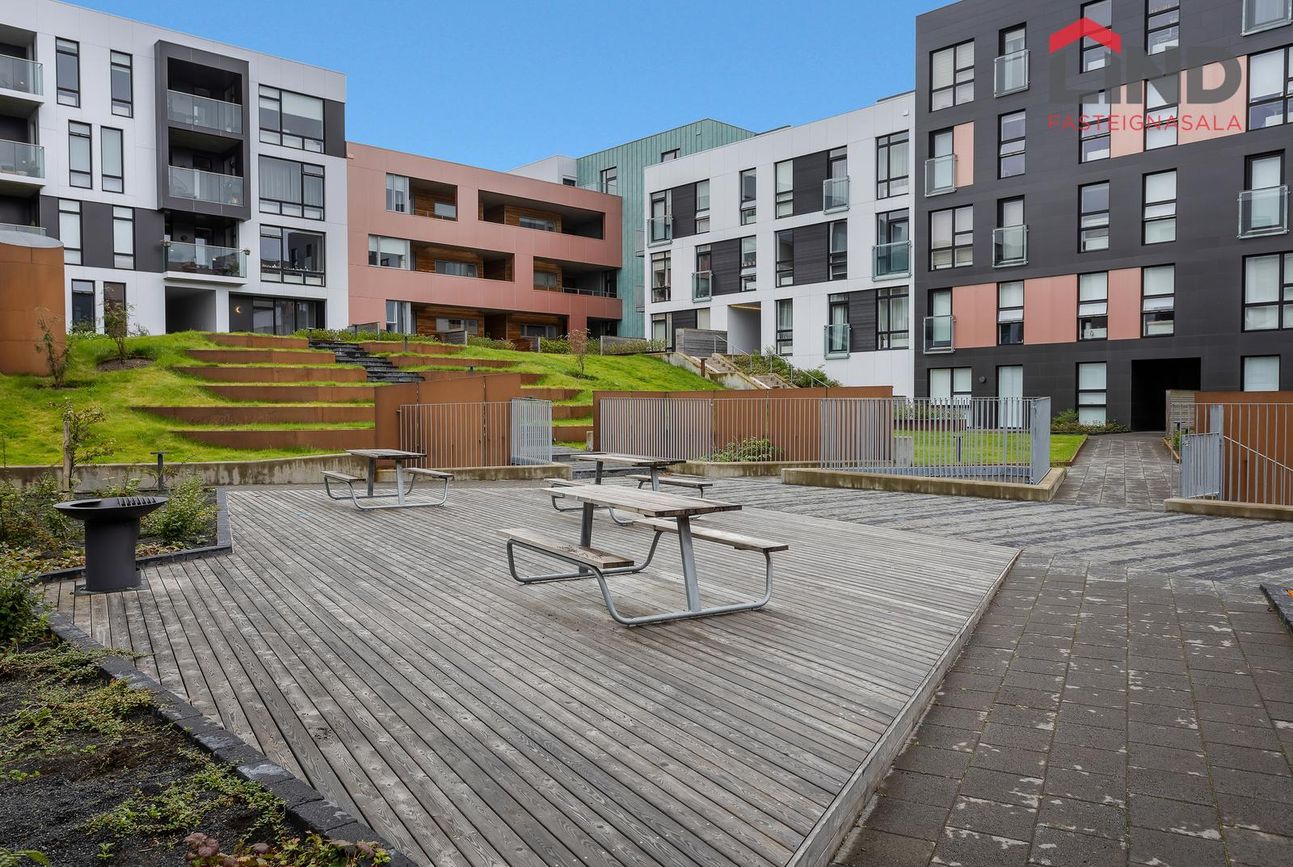 Valshlíð 12 - 0217, 102 Reykjavík