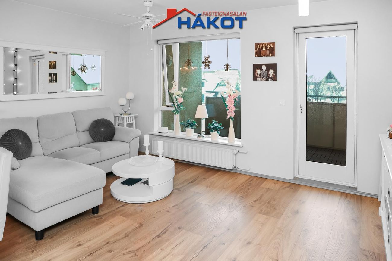 Kirkjubraut 12 - 0204, 300 Akranes