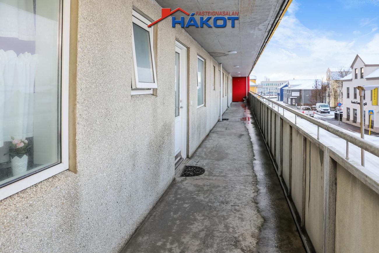 Kirkjubraut 12 - 0204, 300 Akranes