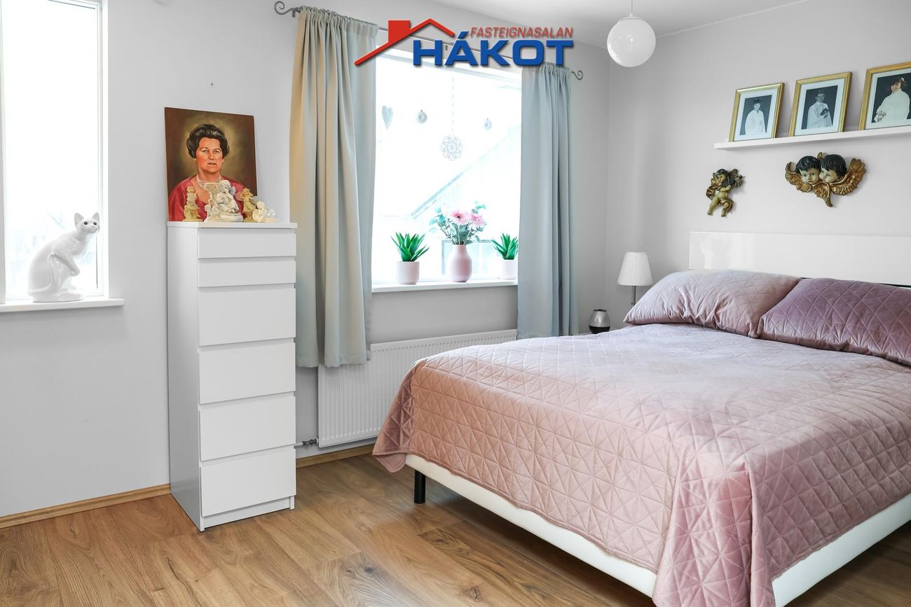 Kirkjubraut 12 - 0204, 300 Akranes