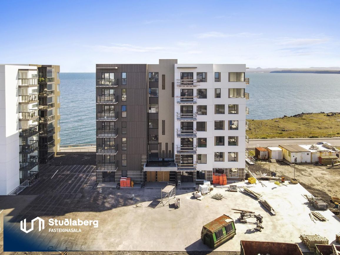 Pósthússtræti 9 - 0405, 230 Reykjanesbær