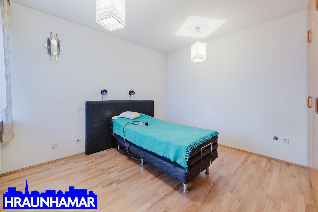 Hvassaleiti 58, 103 Reykjavík