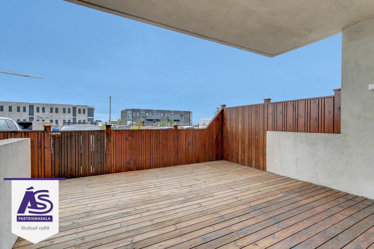 Eskivellir 7, 221 Hafnarfjörður