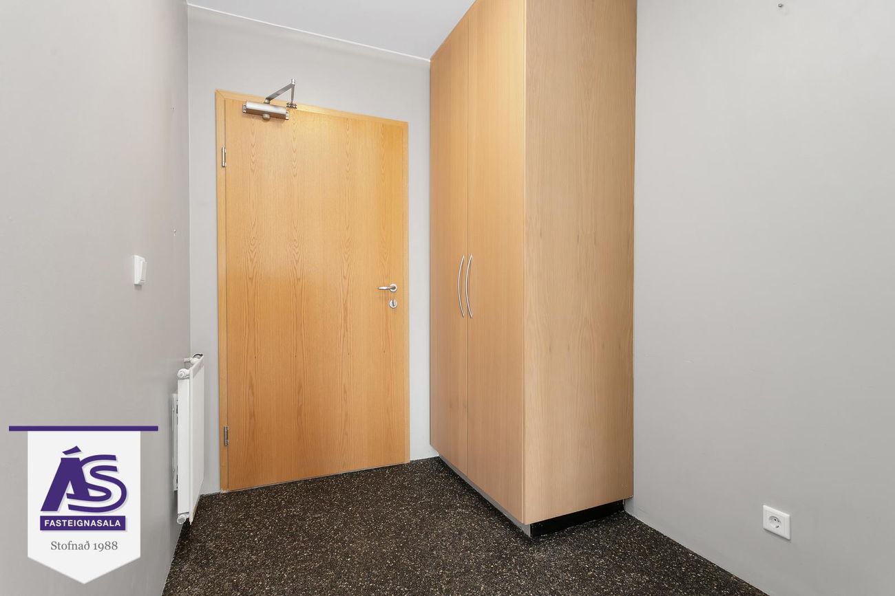 Eskivellir 7, 221 Hafnarfjörður