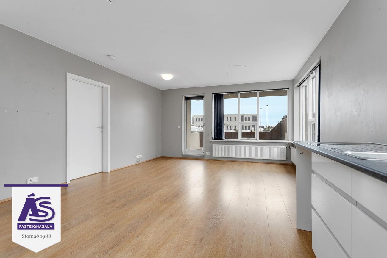 Eskivellir 7, 221 Hafnarfjörður