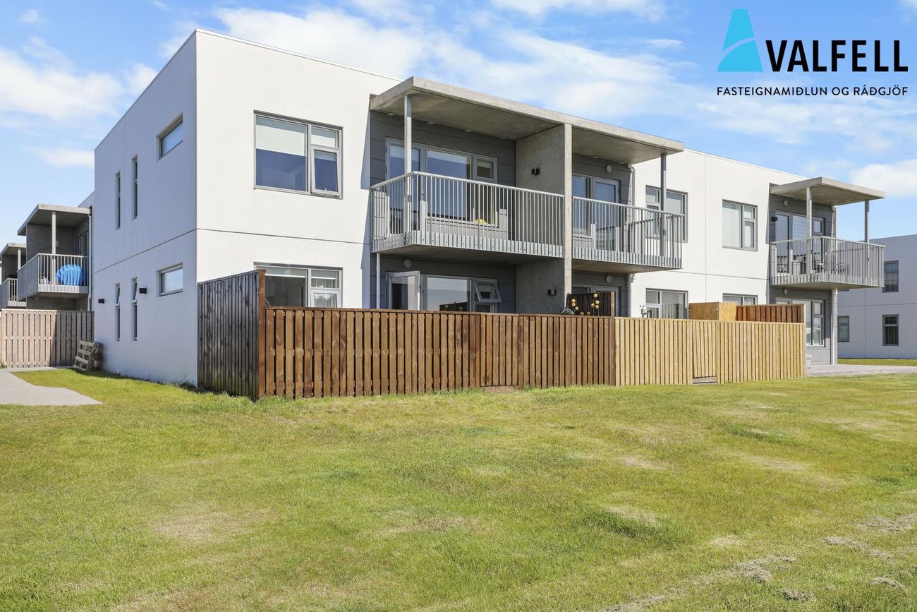 Asparskógar 1, 300 Akranes