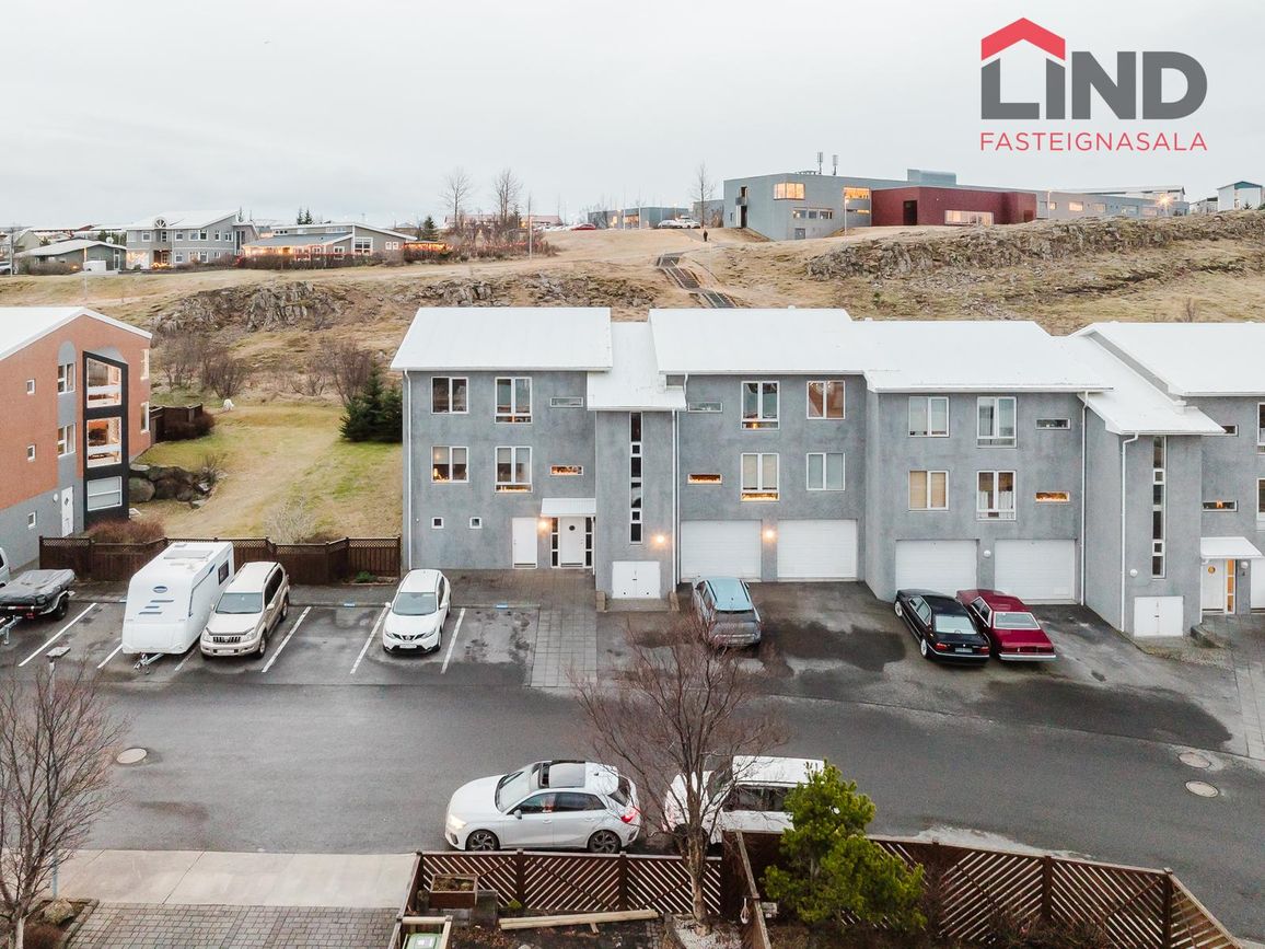 Jötnaborgir 6 - 0302, 112 Reykjavík