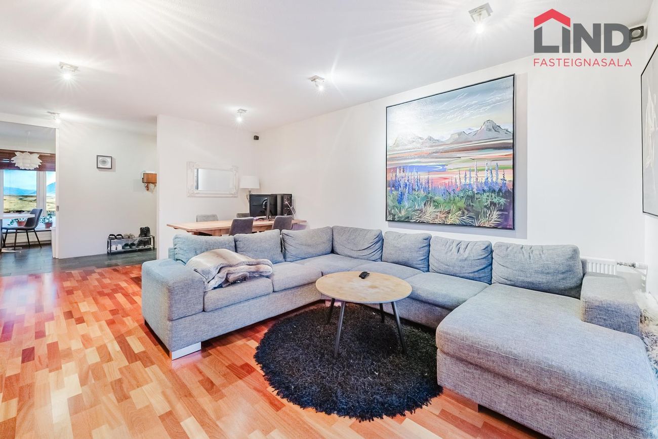 Jötnaborgir 6 - 0302, 112 Reykjavík