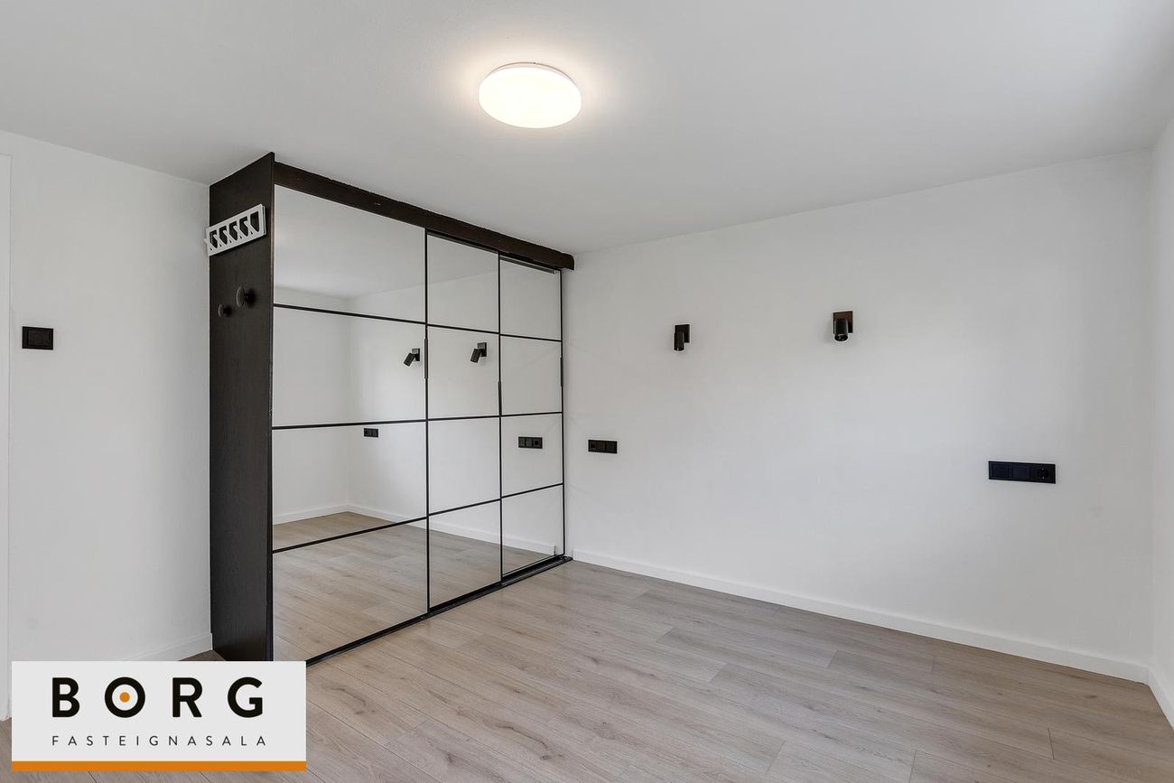 Hrísateigur 10, 105 Reykjavík