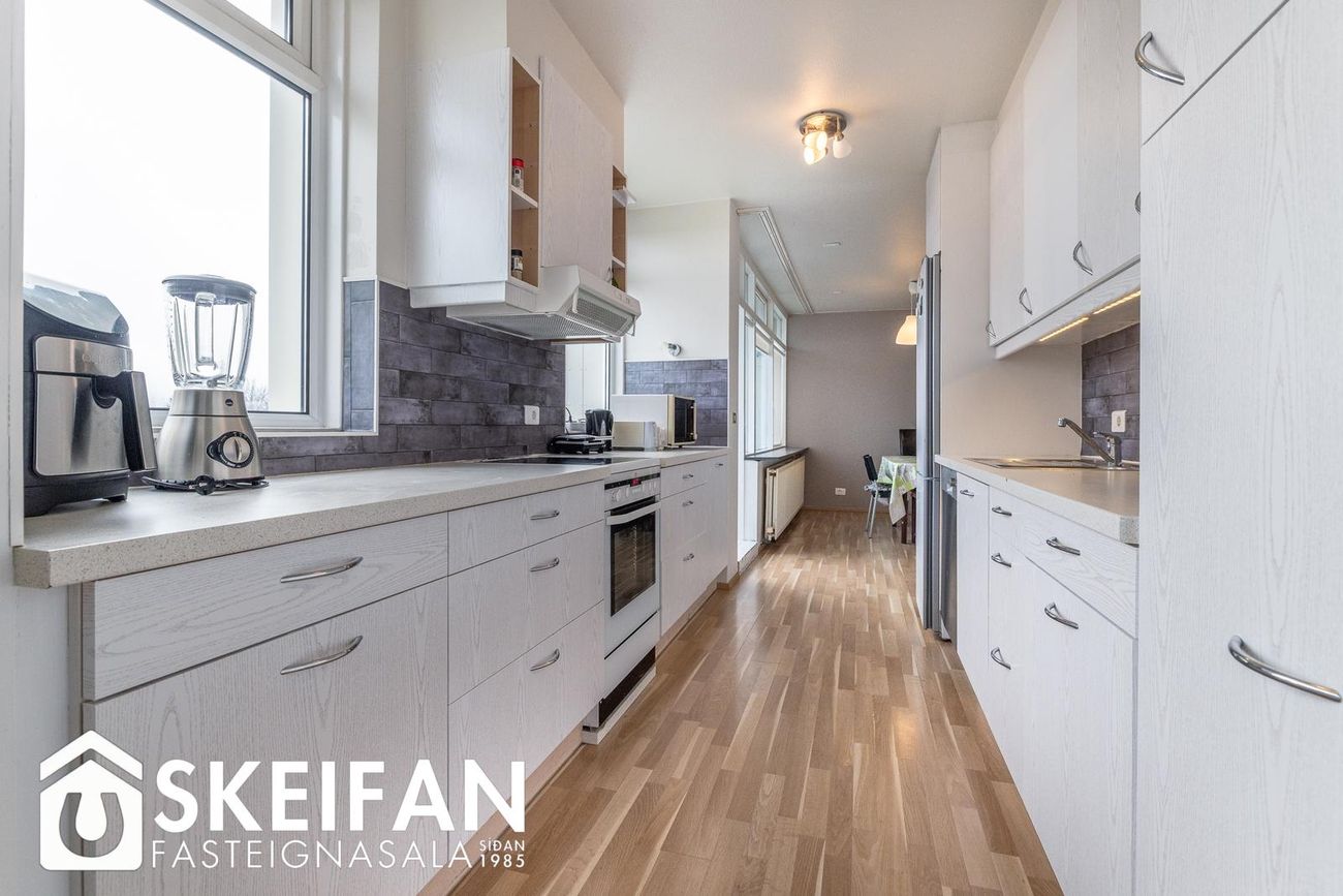 Háengi 8 - 0301, 800 Sveitarfélagið Árborg