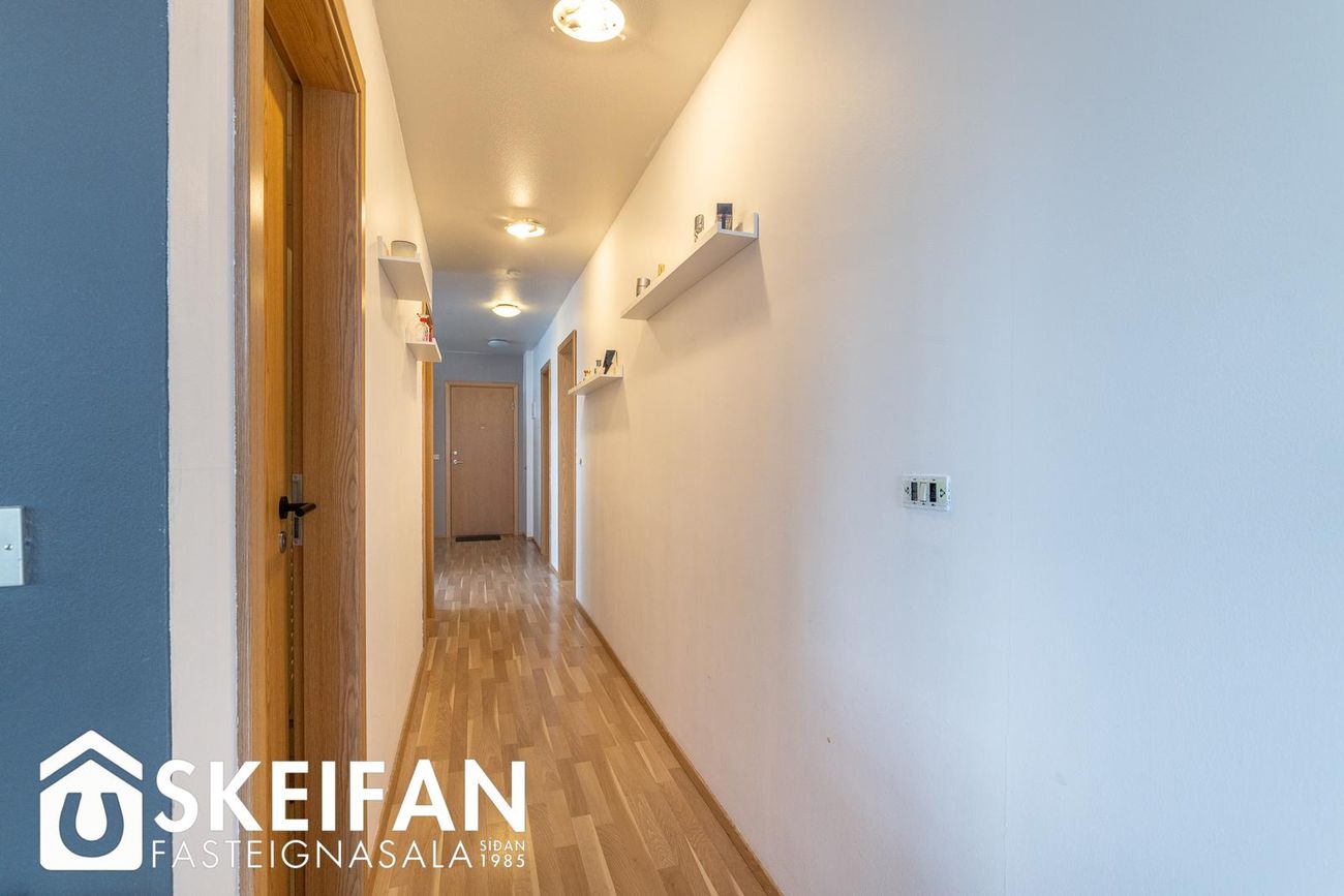 Háengi 8 - 0301, 800 Sveitarfélagið Árborg