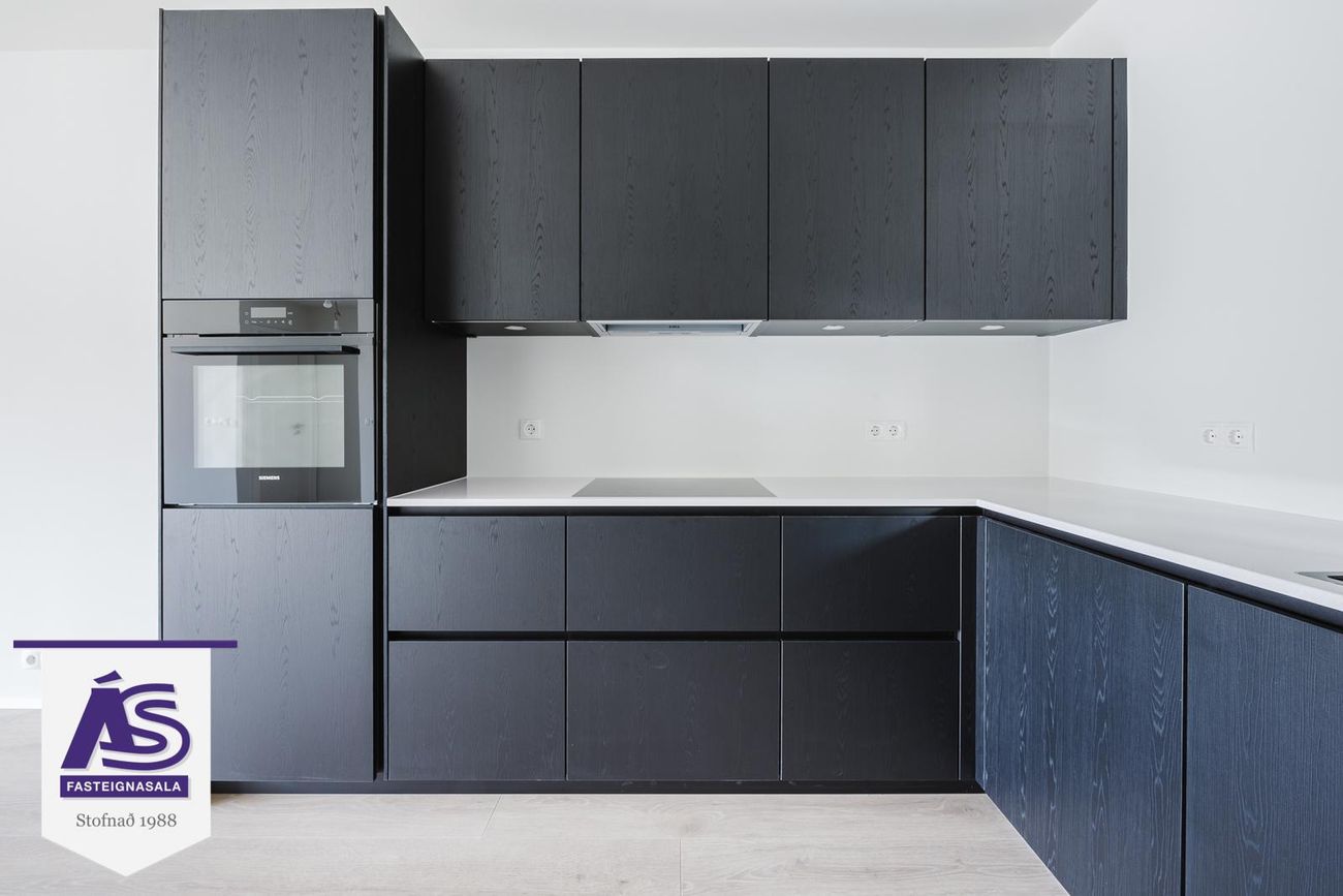 Baughamar 3 - 0402, 221 Hafnarfjörður