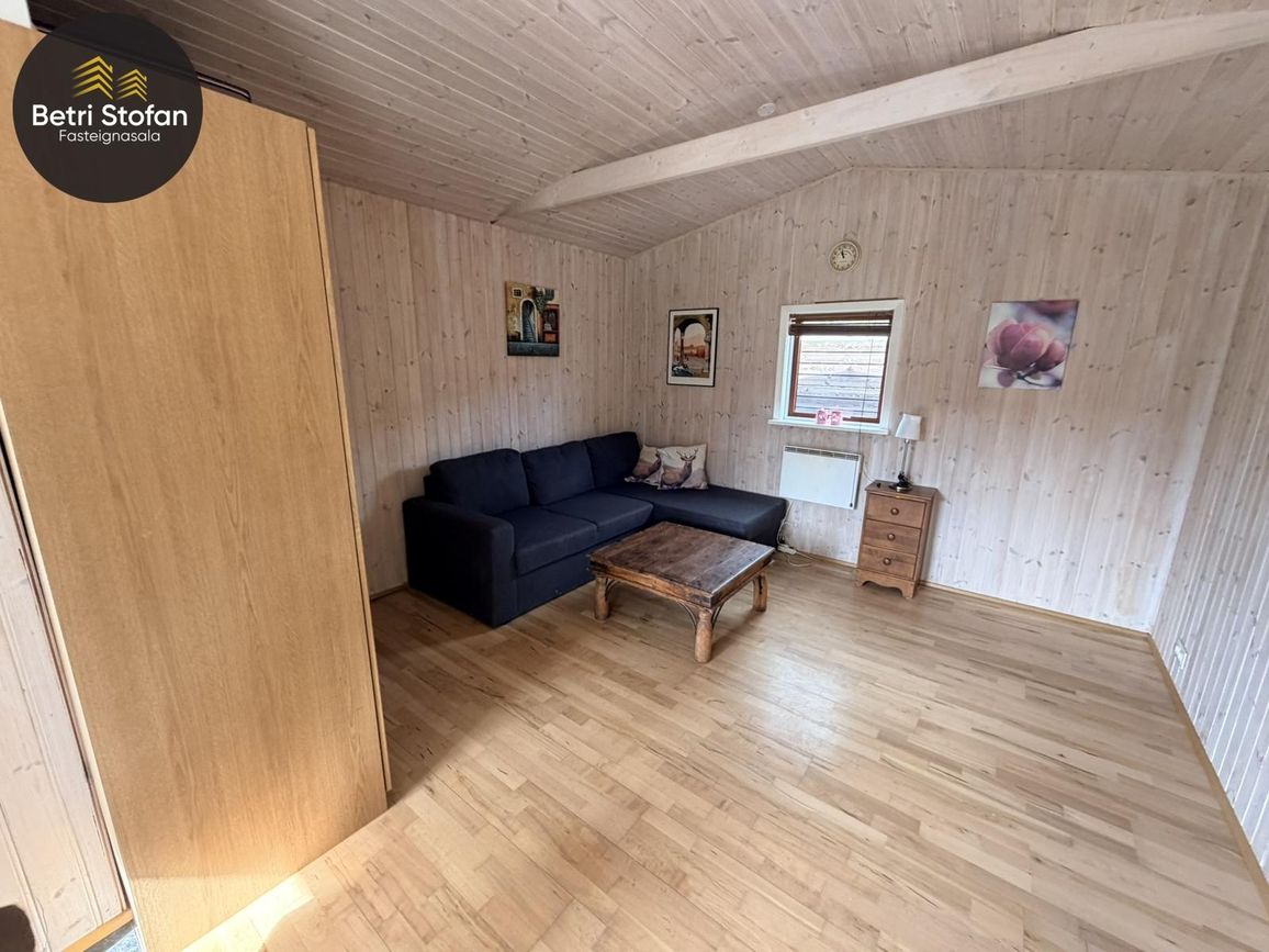 Kjarrás 12 - 0101, 301 Hval