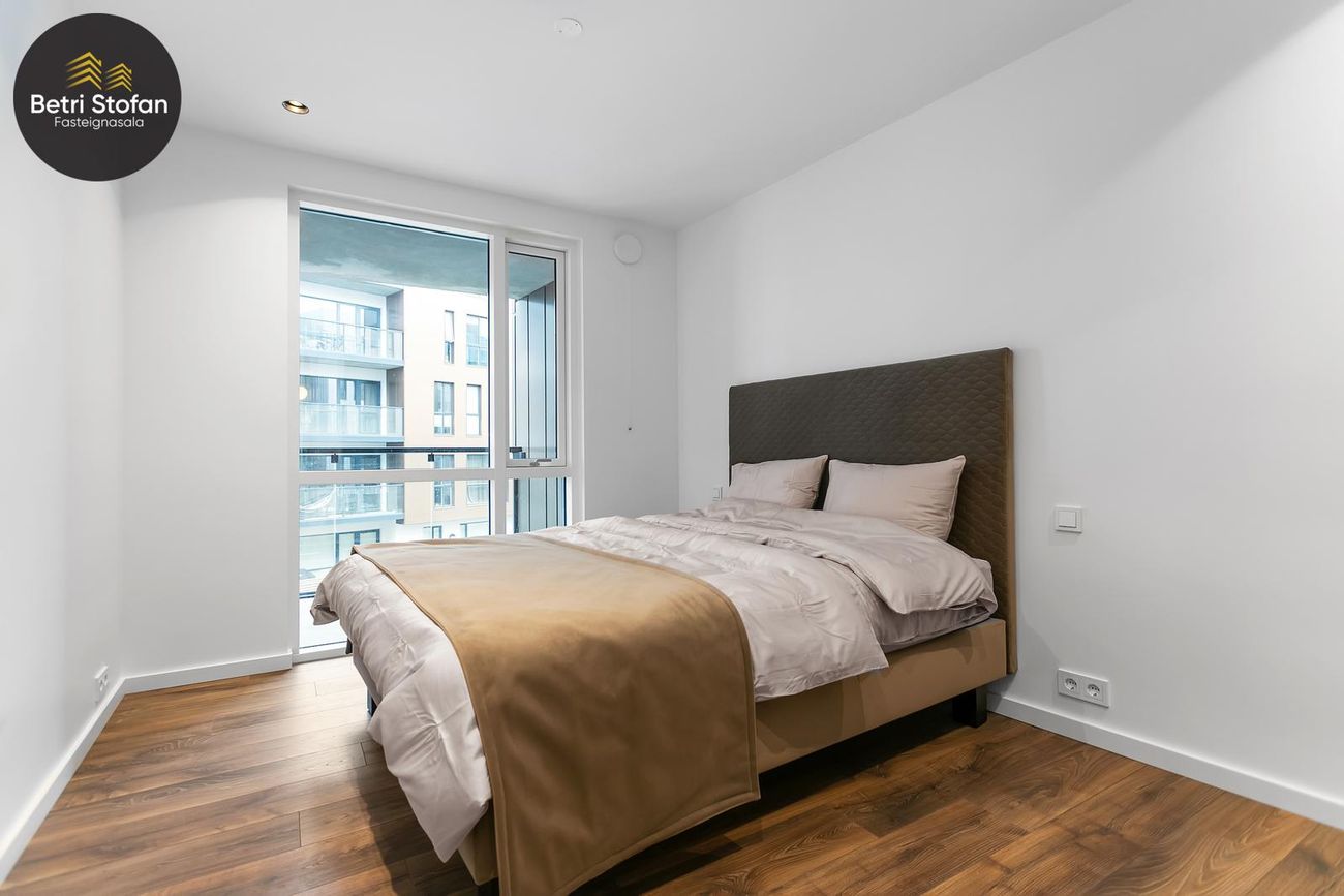 Grensásvegur 1A, 108 Reykjavík