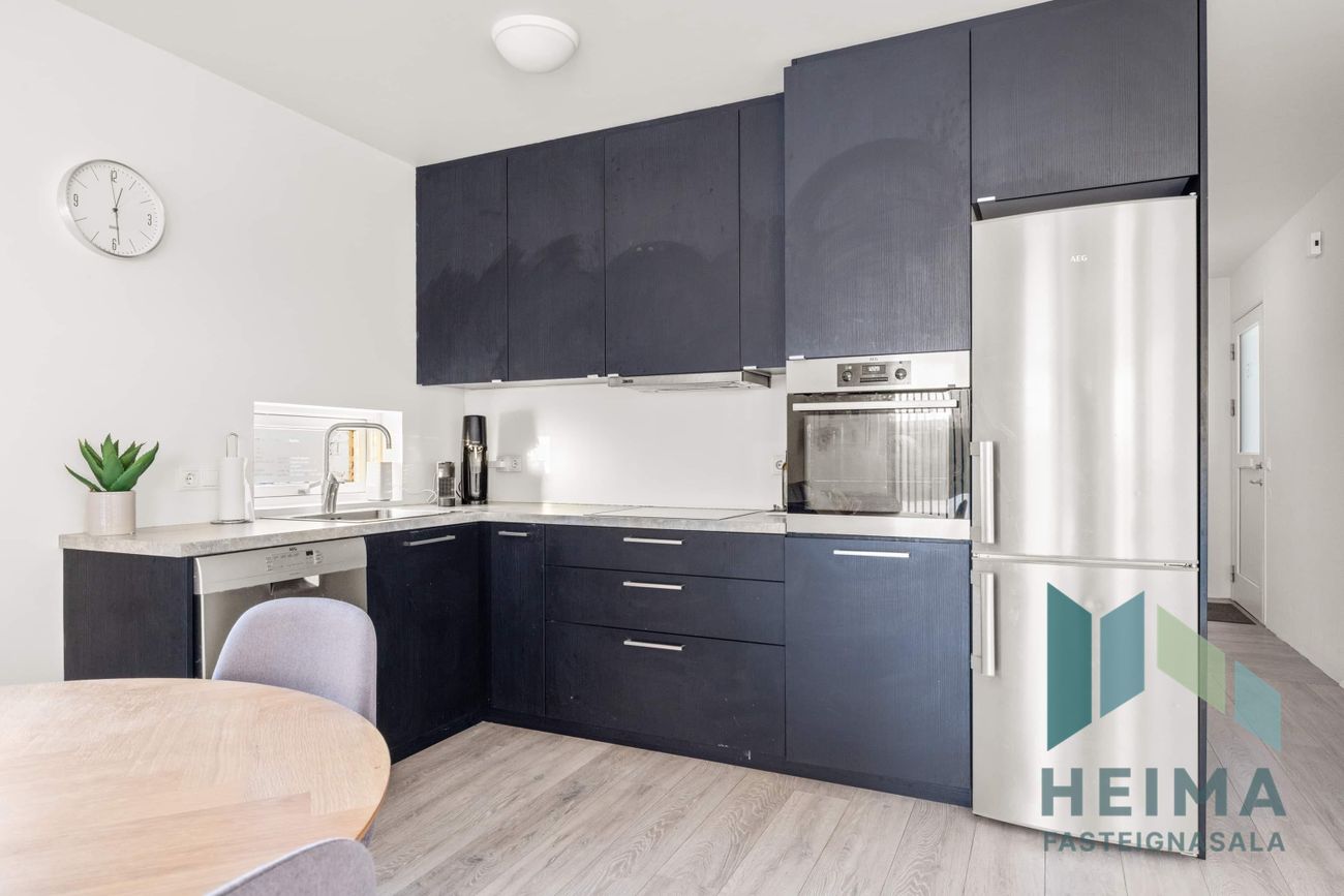 Dalsbraut 14, 260 Reykjanesbær