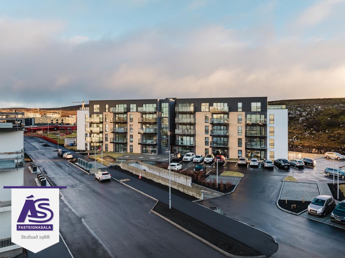 Áshamar 56, 221 Hafnarfjörður