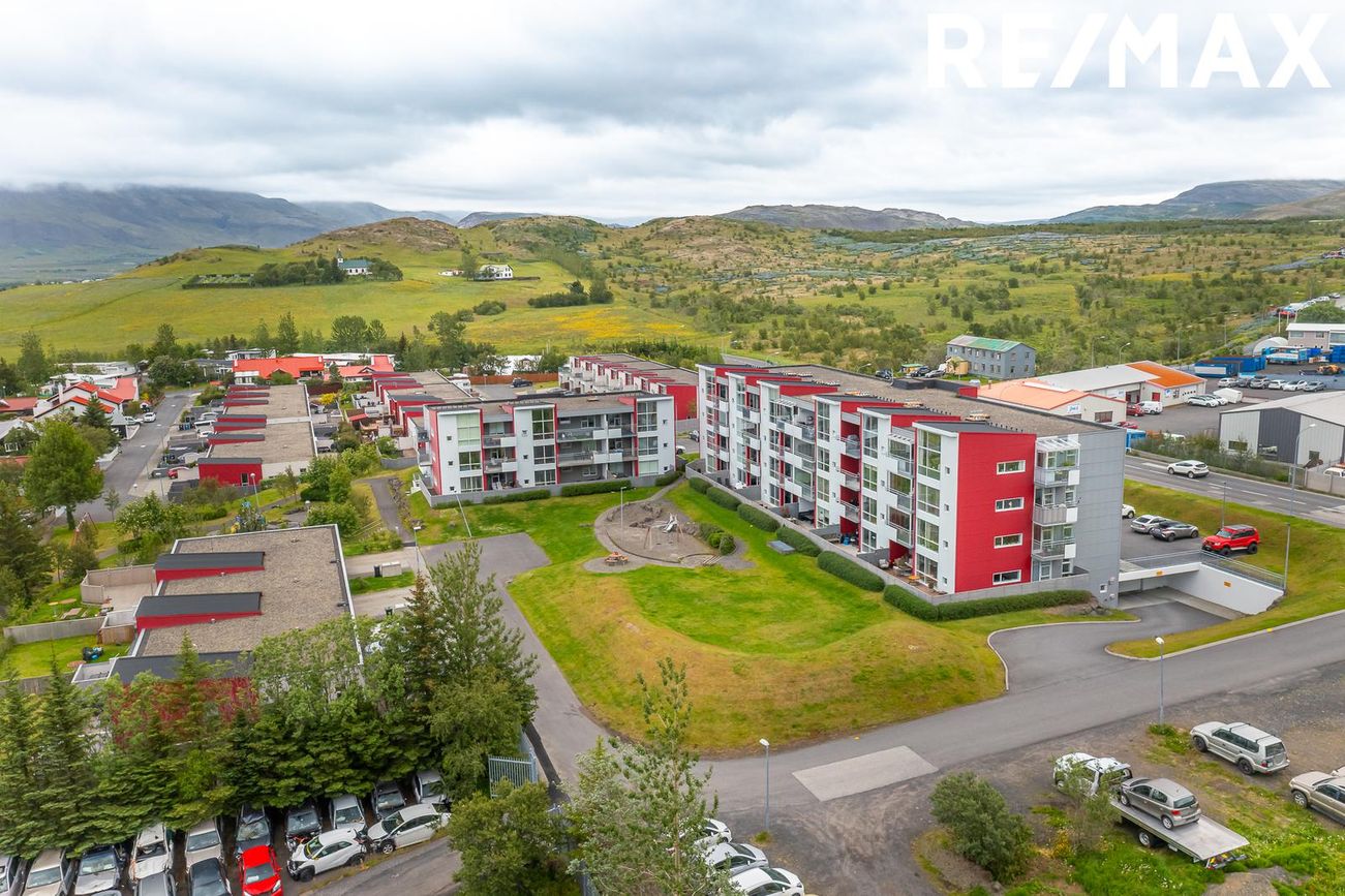 Rauðamýri 1, 270 Mosfellsbær