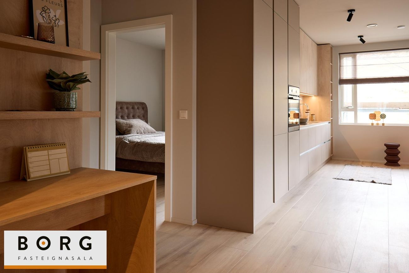 Baughamar 5, 221 Hafnarfjörður
