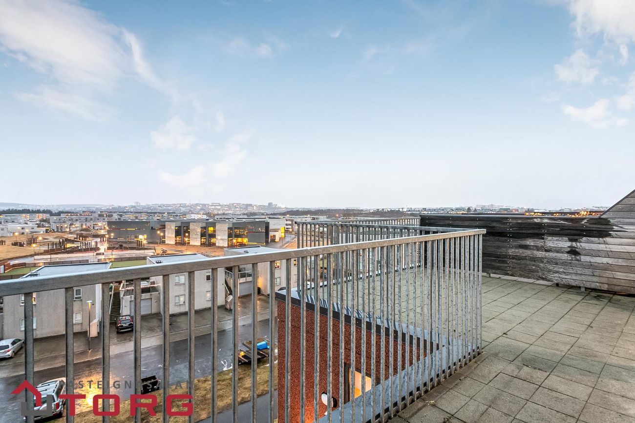 Helluvað 15 - 0501, 110 Reykjavík