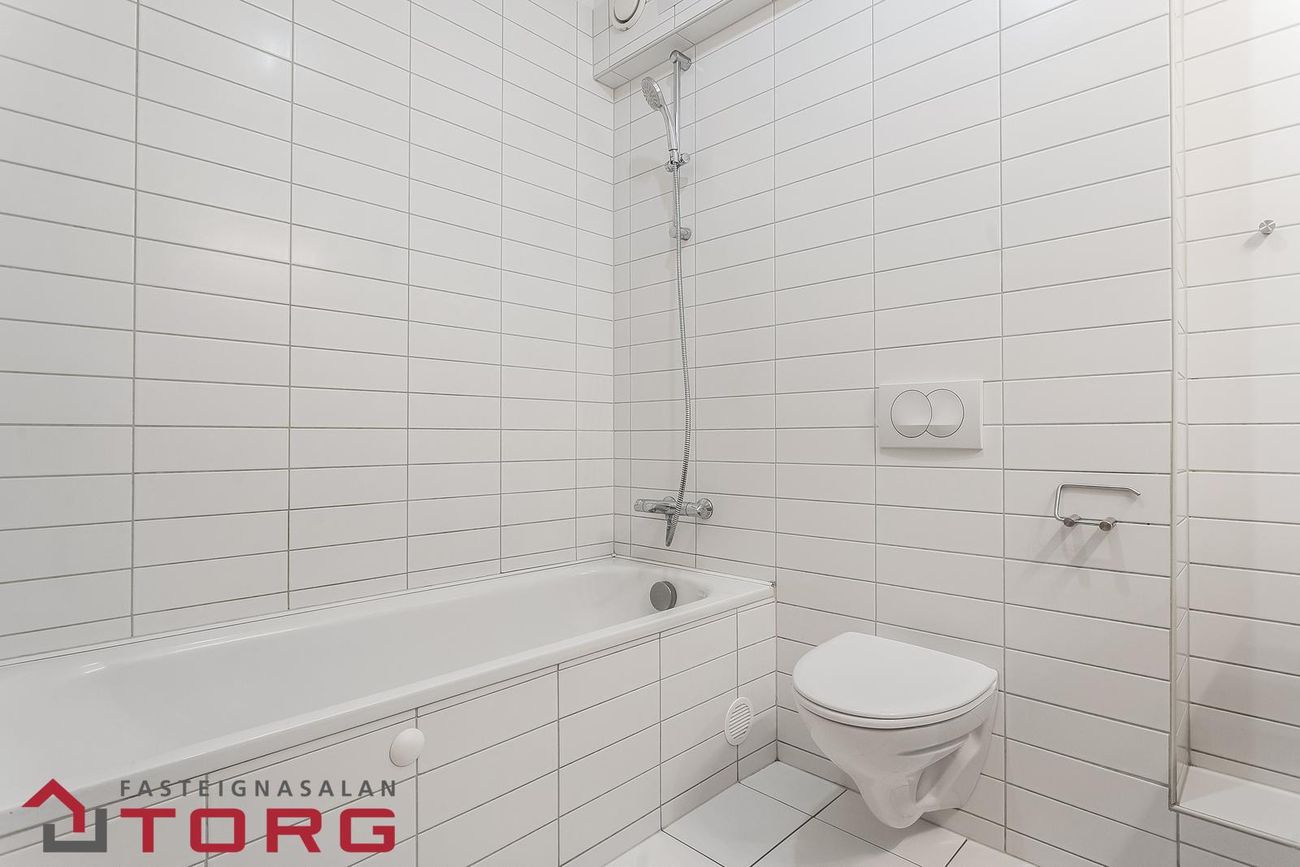 Helluvað 15 - 0501, 110 Reykjavík