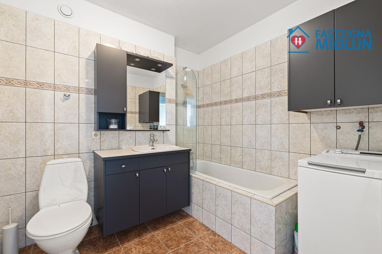 Trönuhjalli 7, 200 Kópavogur