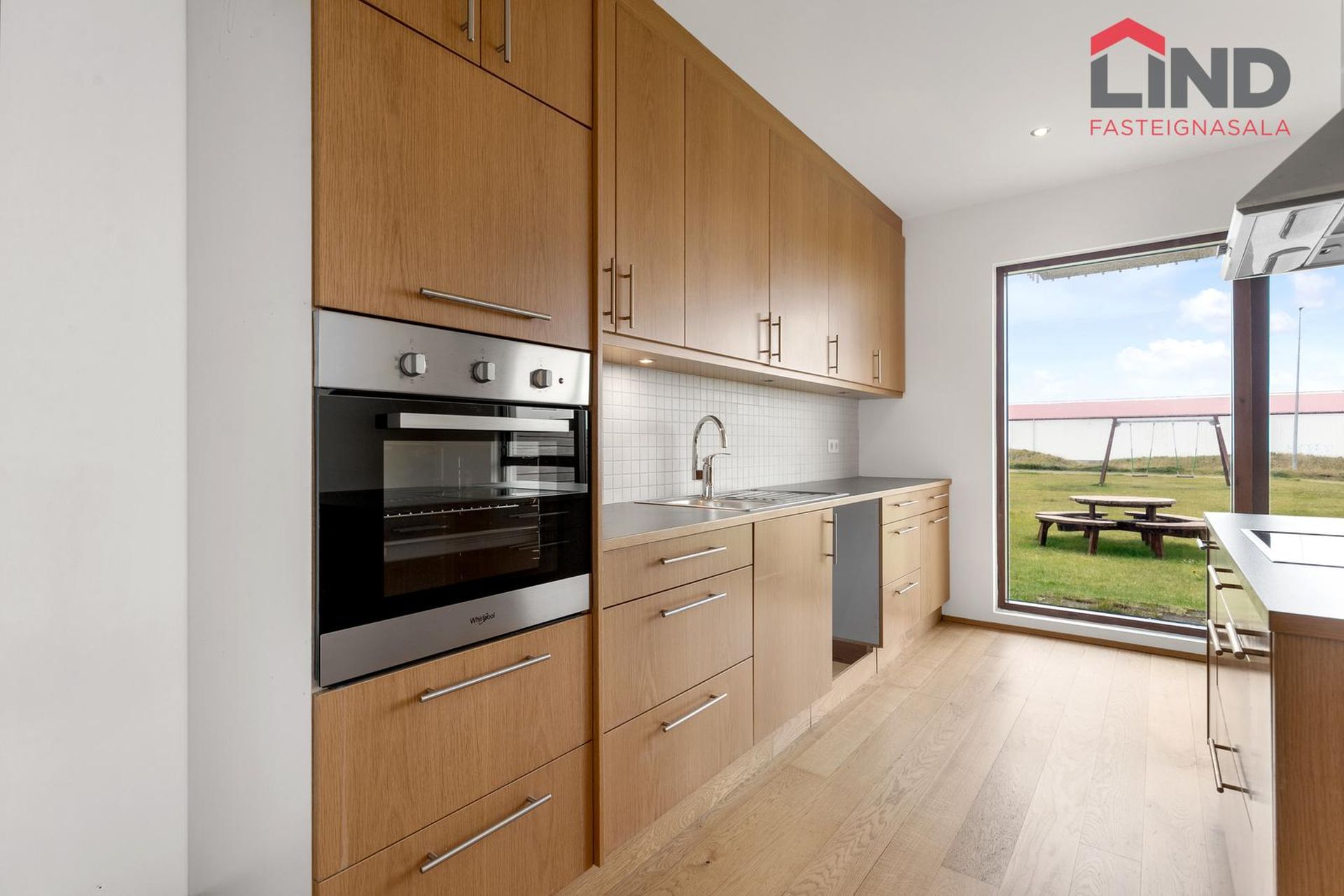 Tjarnabakki 4, 260 Reykjanesbær