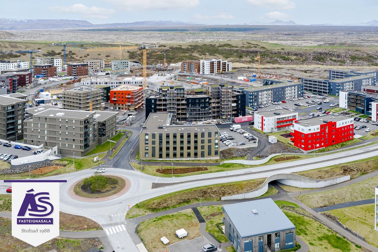 Hringhamar 7, 221 Hafnarfjörður