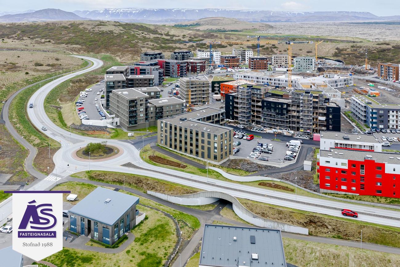 Hringhamar 7, 221 Hafnarfjörður