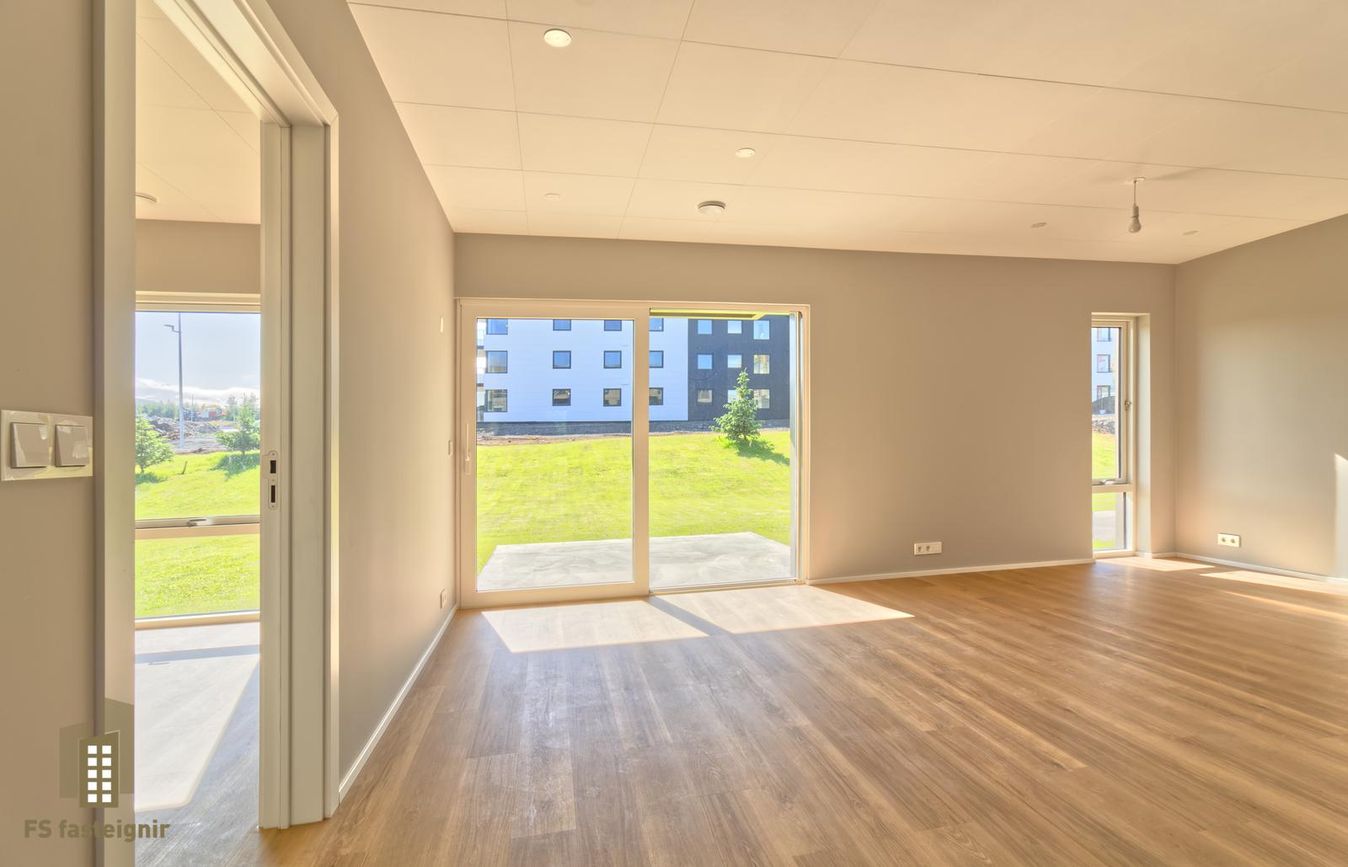Lækjarmói 8, 603 Akureyri